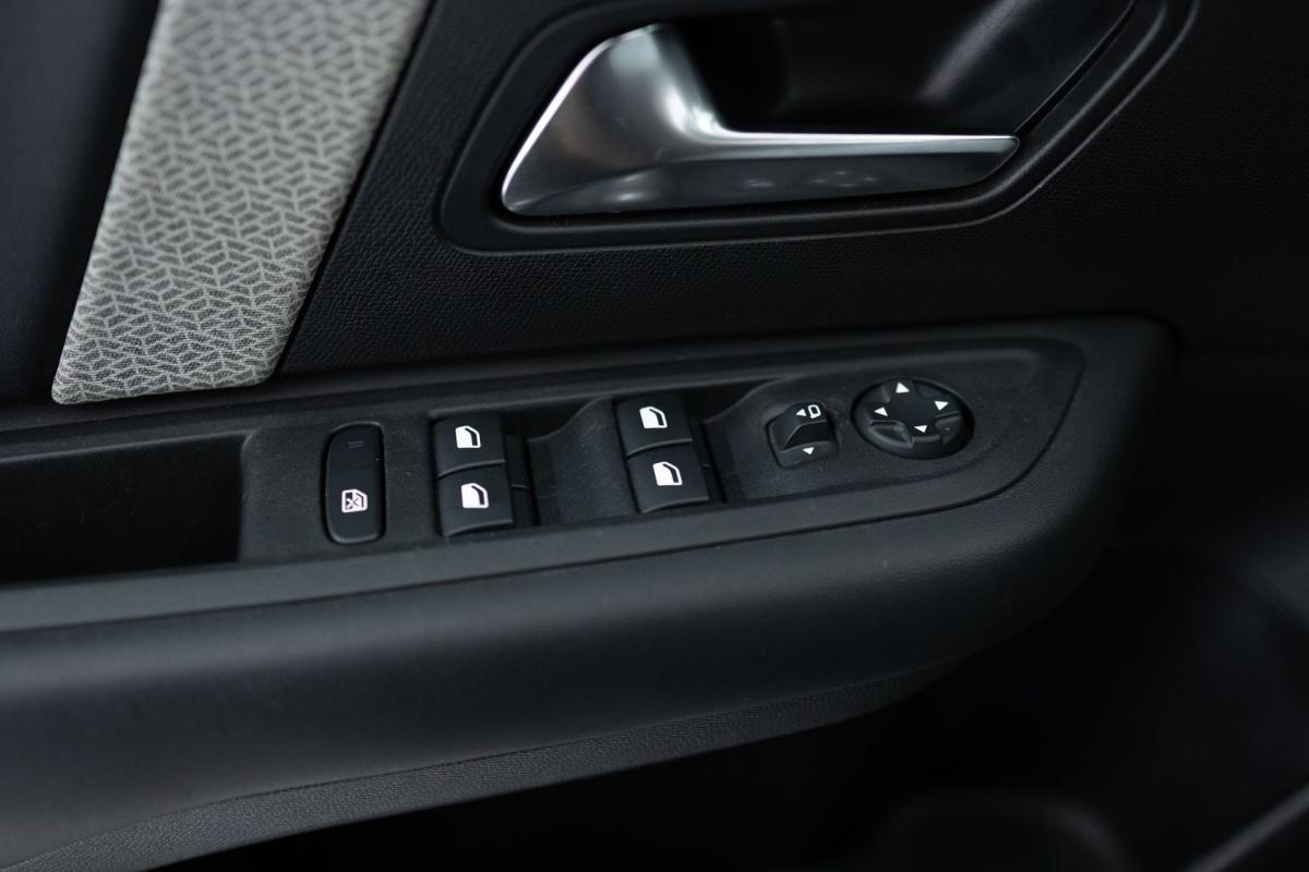 citroen-c4-2022-diesel-1499cc
