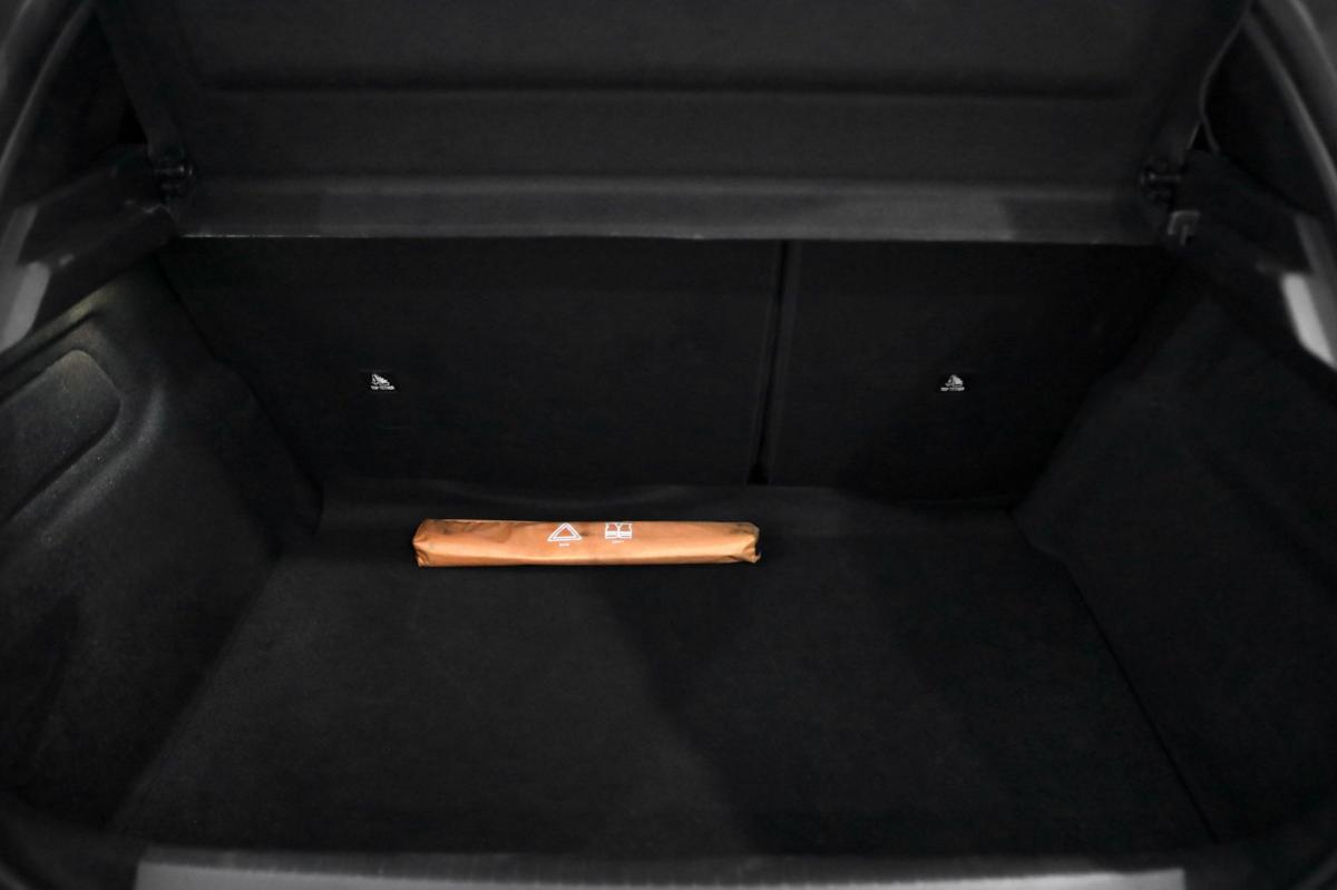 peugeot-208-2024-gasolina-1199cc