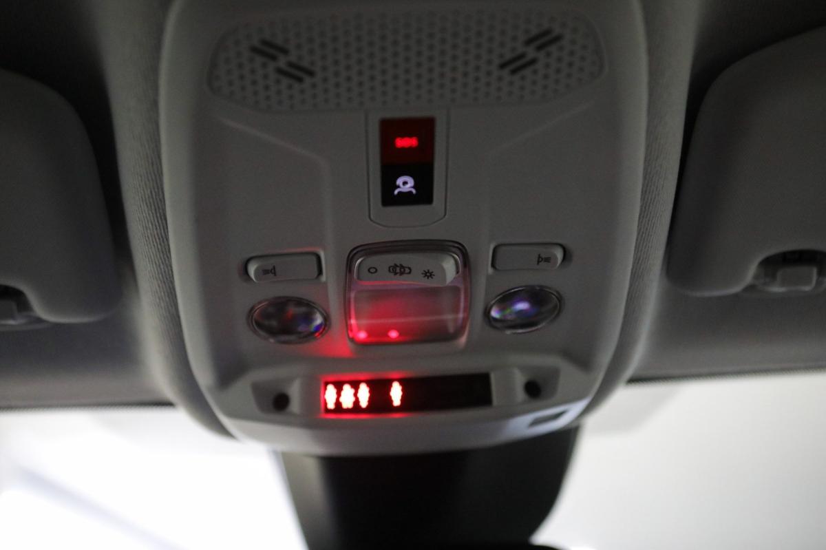 peugeot-208-2024-gasolina-1199cc