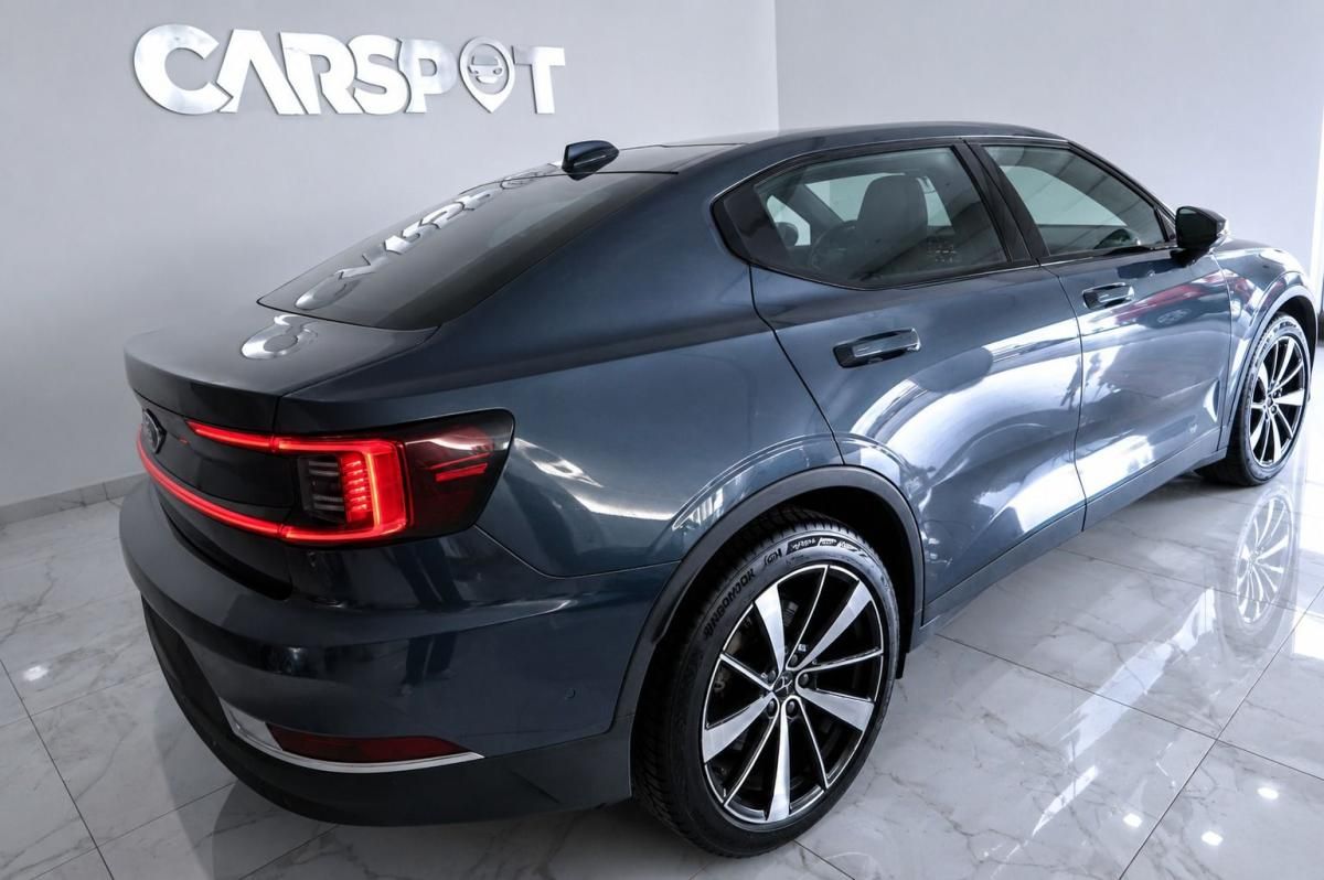 polestar-2-2022-eletrico-500cc