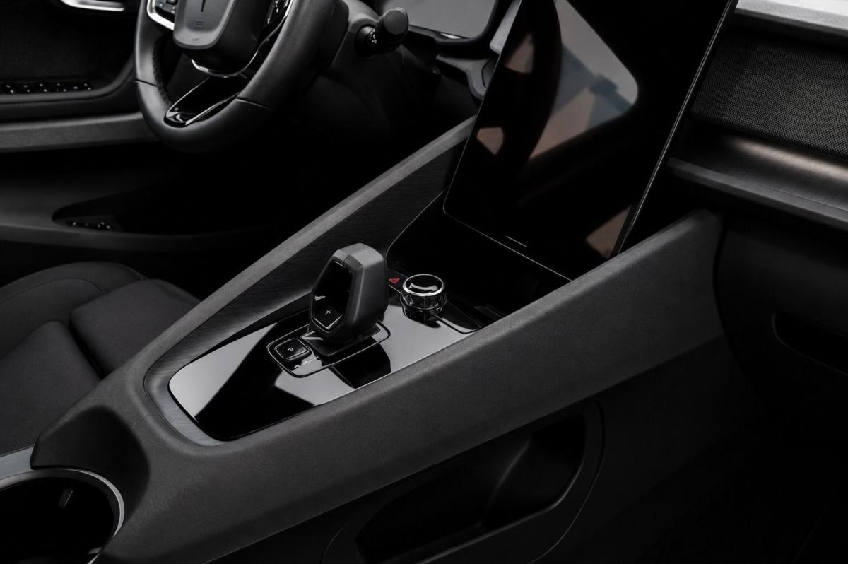polestar-2-2022-eletrico-500cc