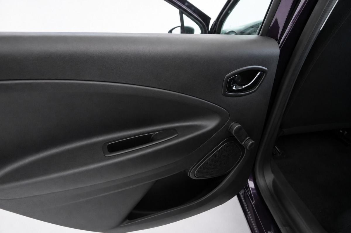 renault-zoe-2023-eletrico-500cc