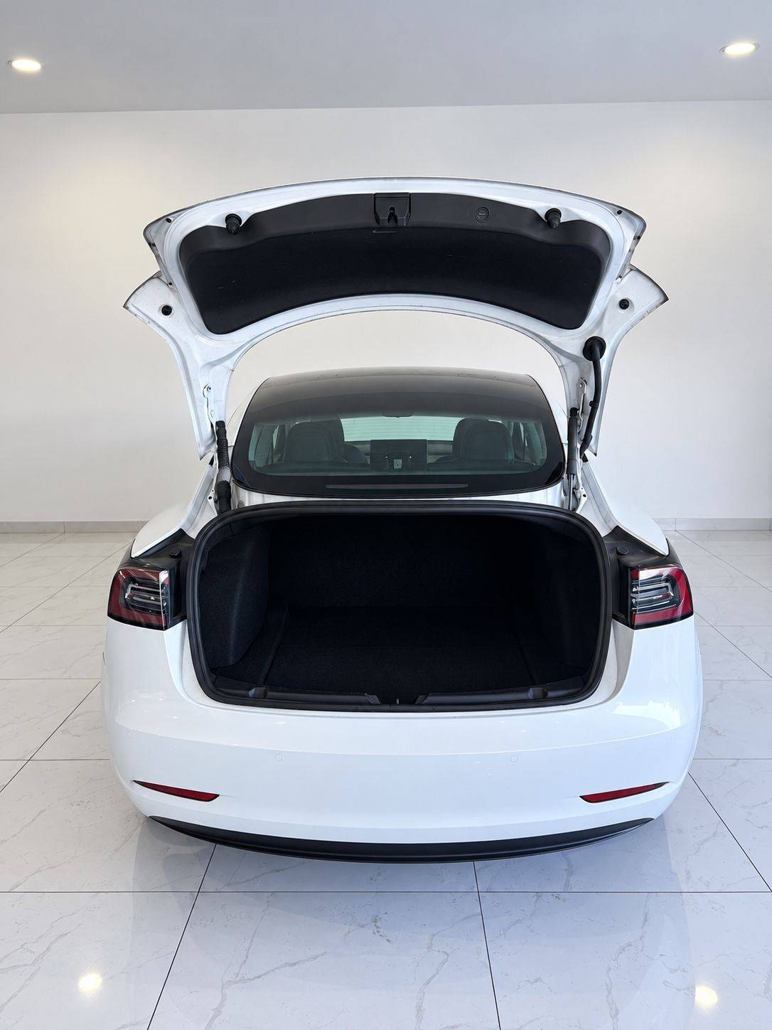tesla-model-3-2022-eletrico-500cc