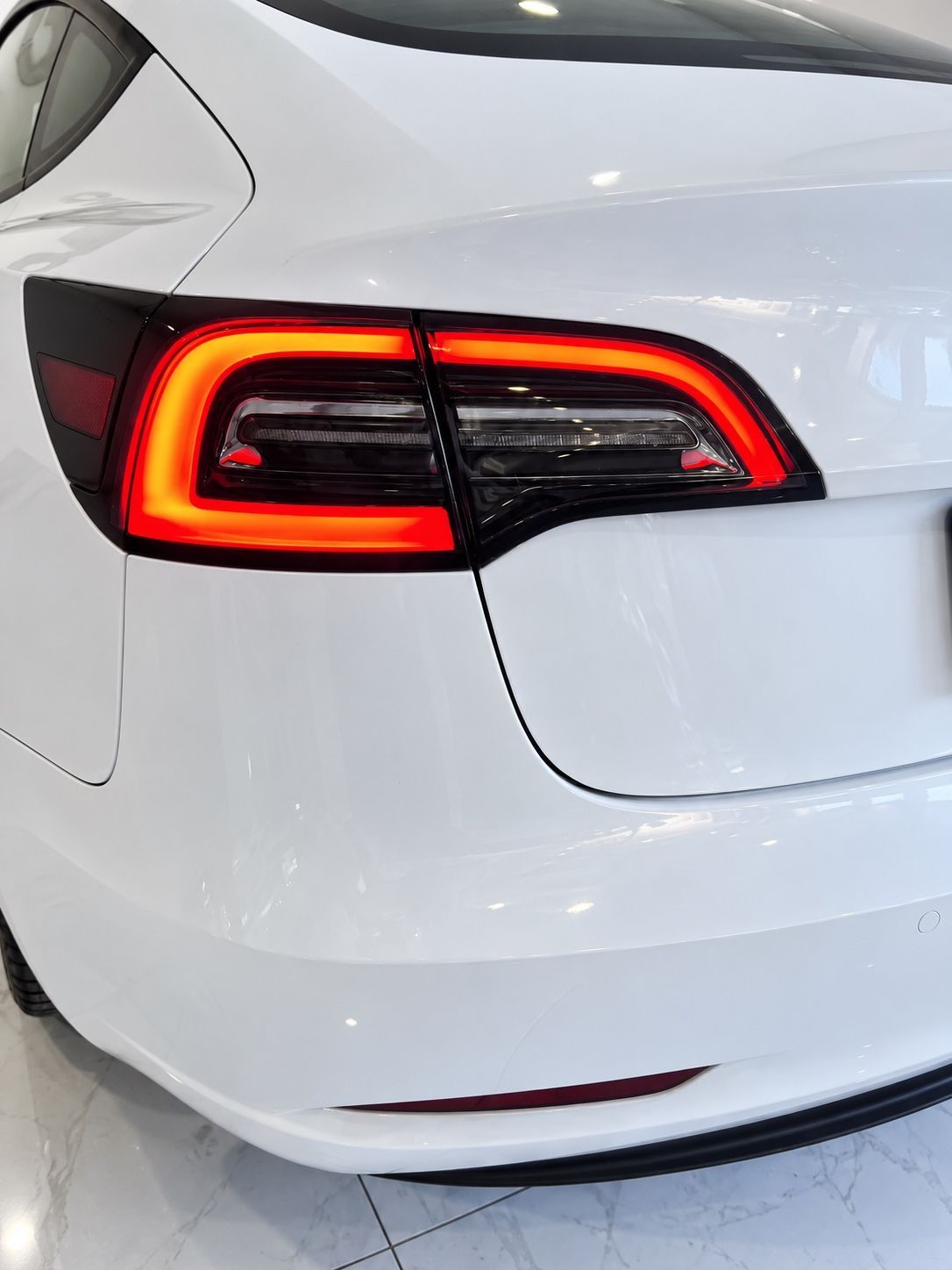 tesla-model-3-2022-eletrico-500cc