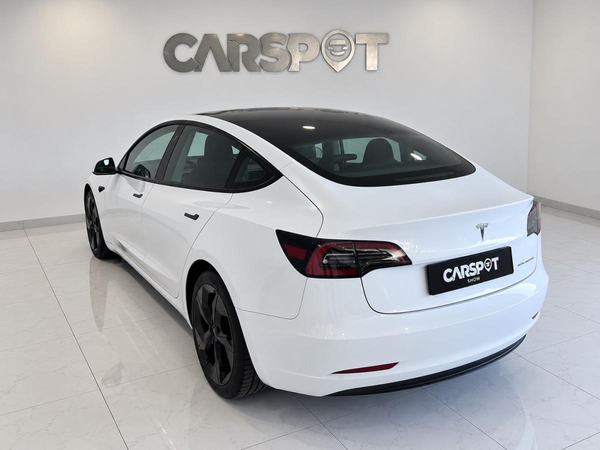 tesla-model-3-2022-eletrico-500cc