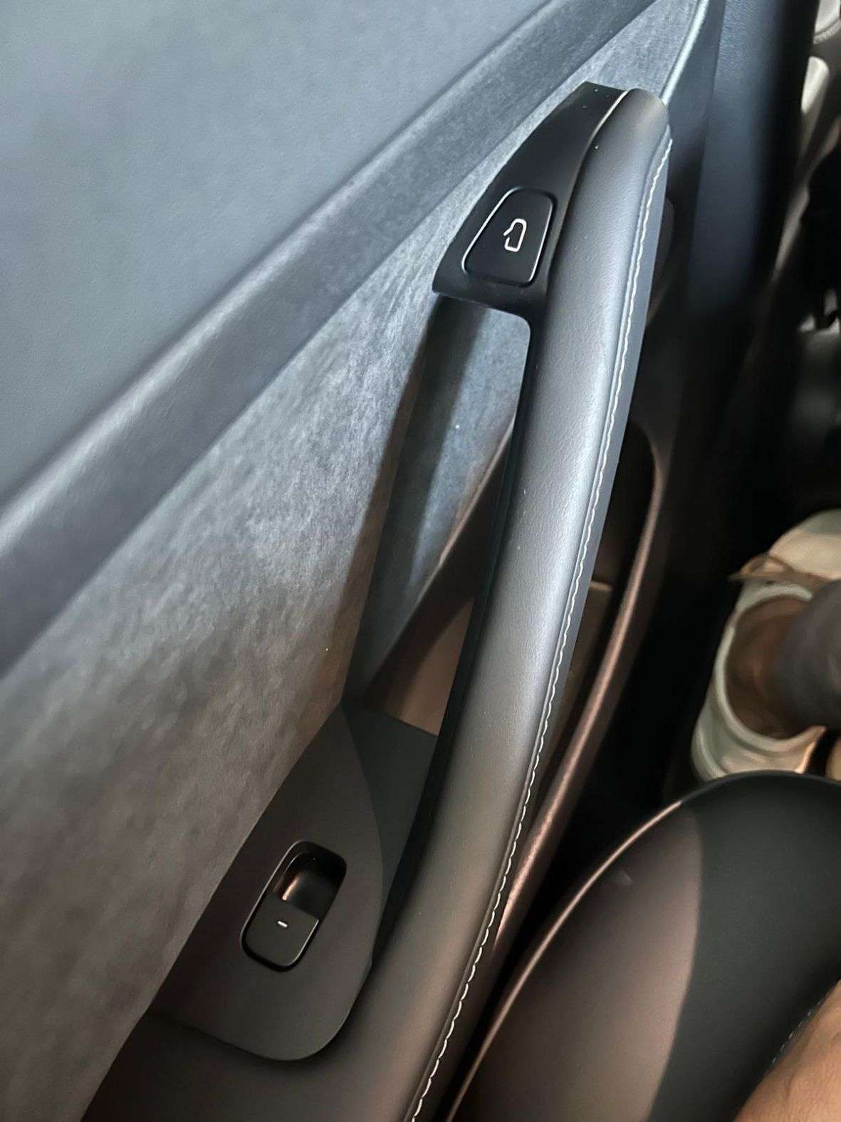 tesla-model-3-2022-eletrico-500cc