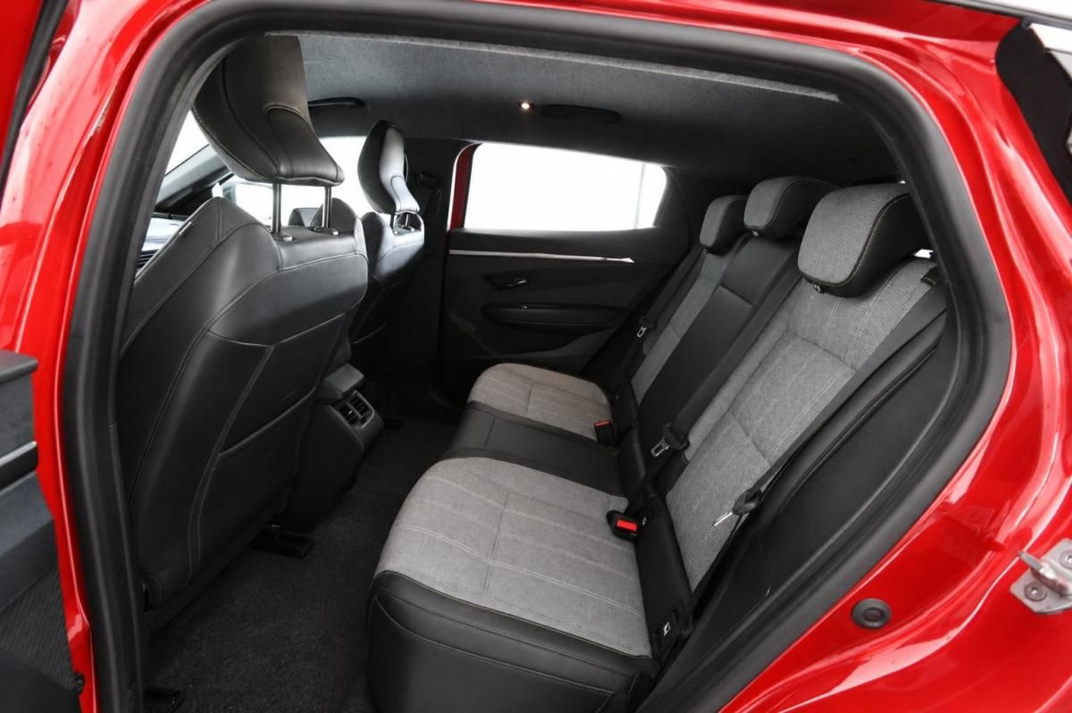 renault-megane-e-tech-2025-eletrico-500cc