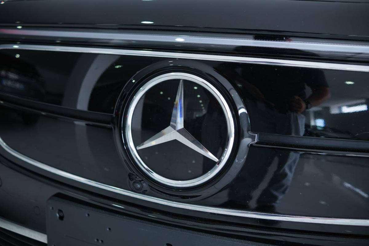 mercedes-benz-eqa-2023-eletrico-500cc