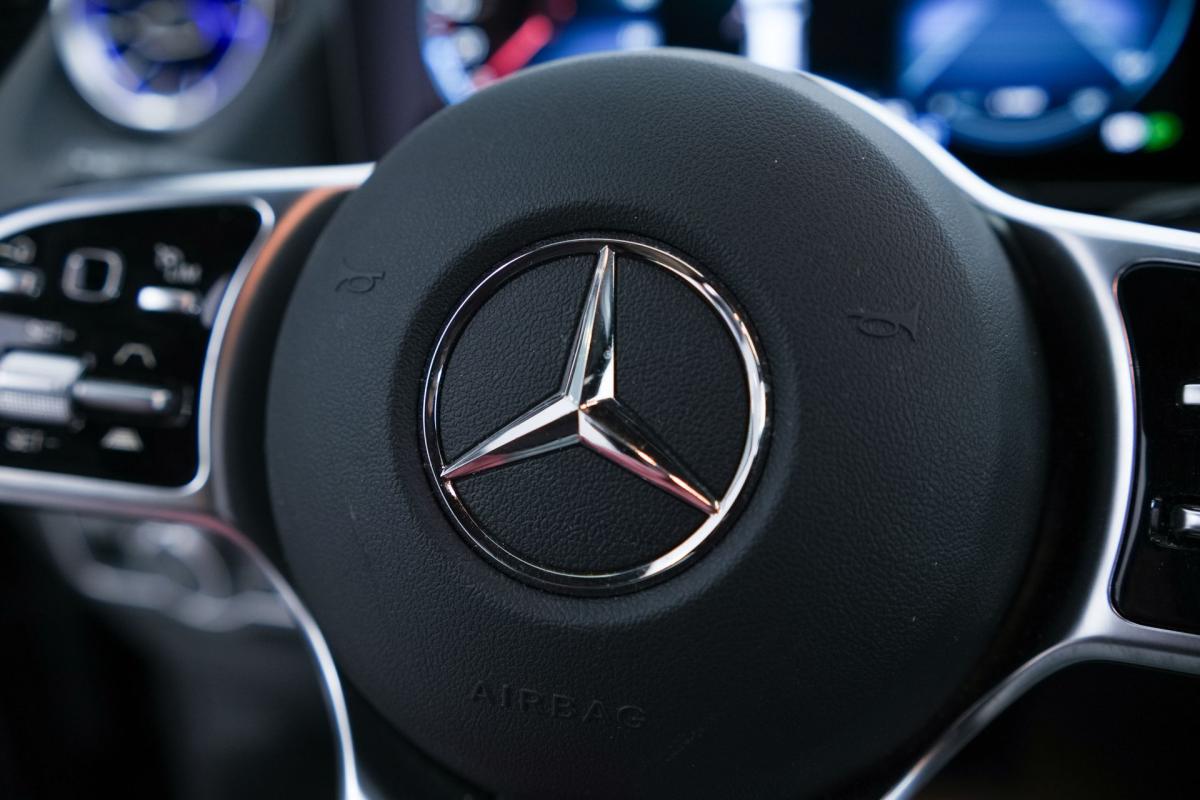 mercedes-benz-eqa-2023-eletrico-500cc
