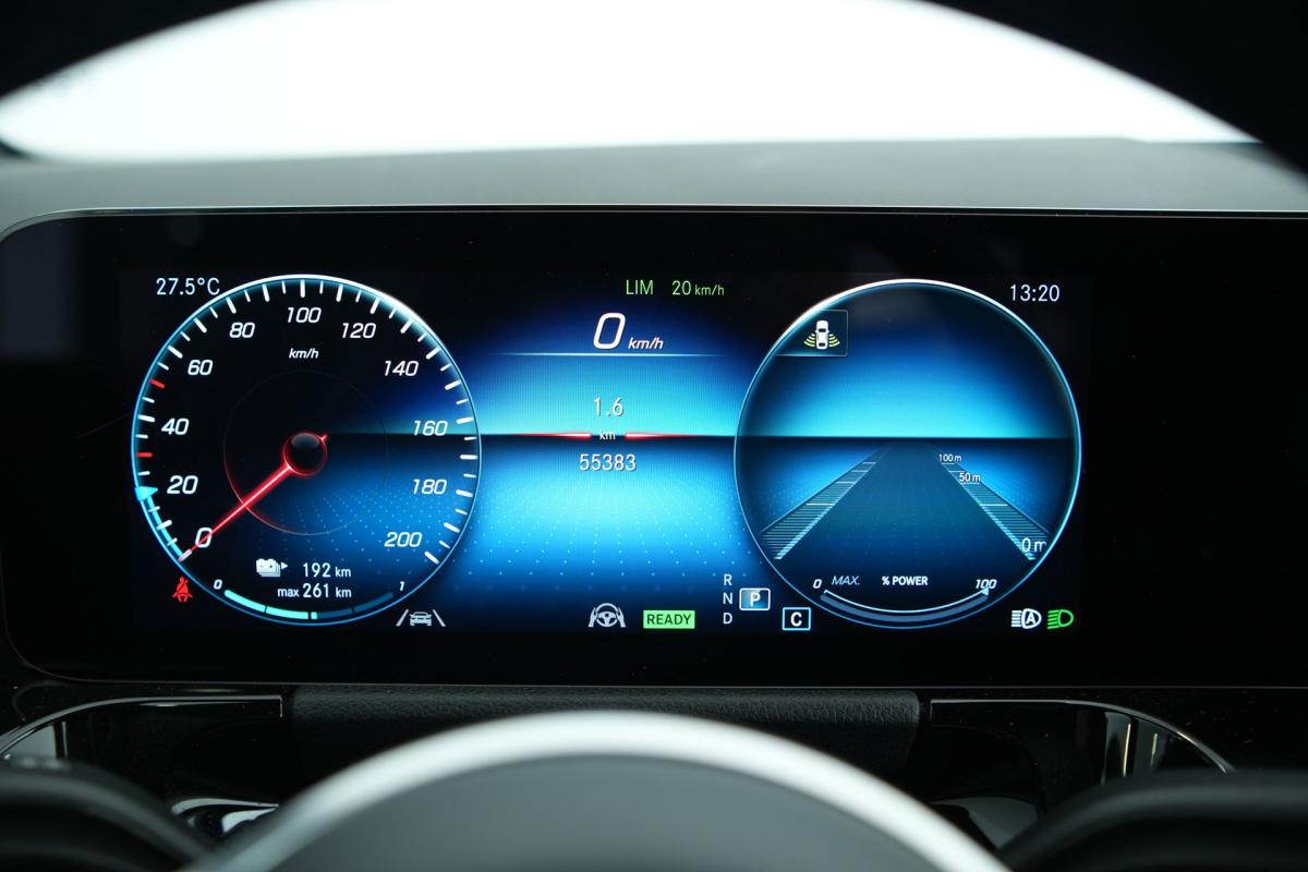 mercedes-benz-eqa-2023-eletrico-500cc