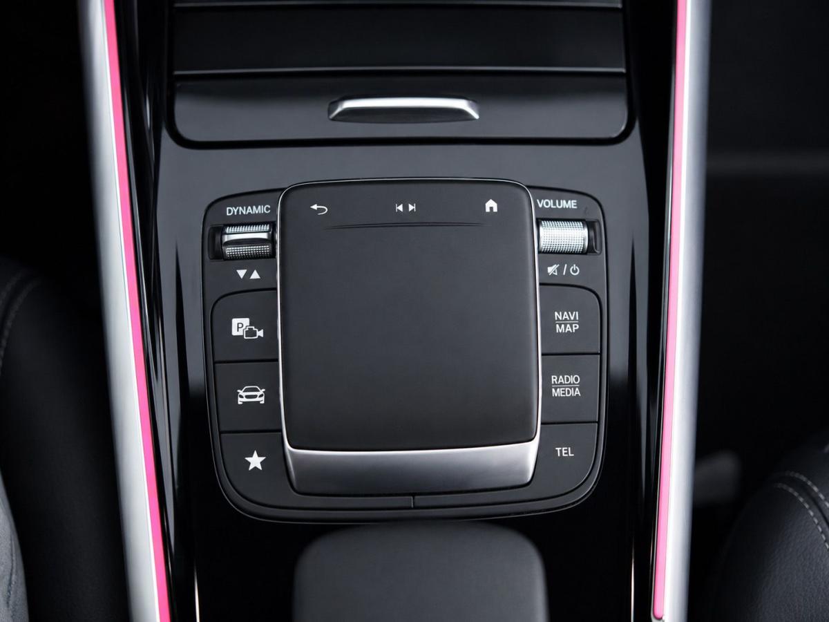 mercedes-benz-eqa-2023-eletrico-500cc