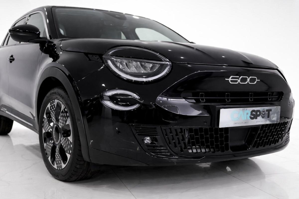 fiat-600-2024-gasolina-1199cc