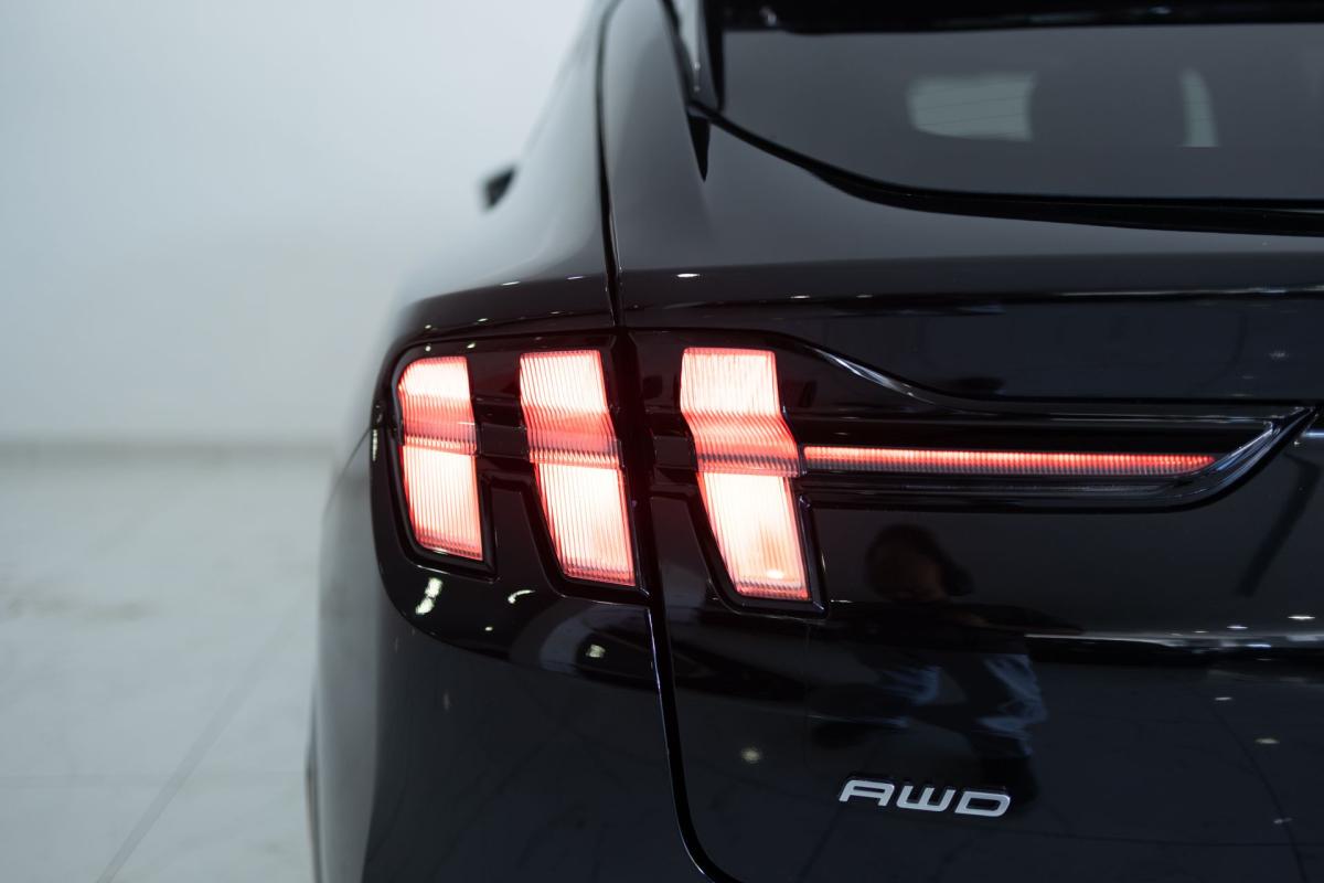 ford-mustang-2022-eletrico-500cc