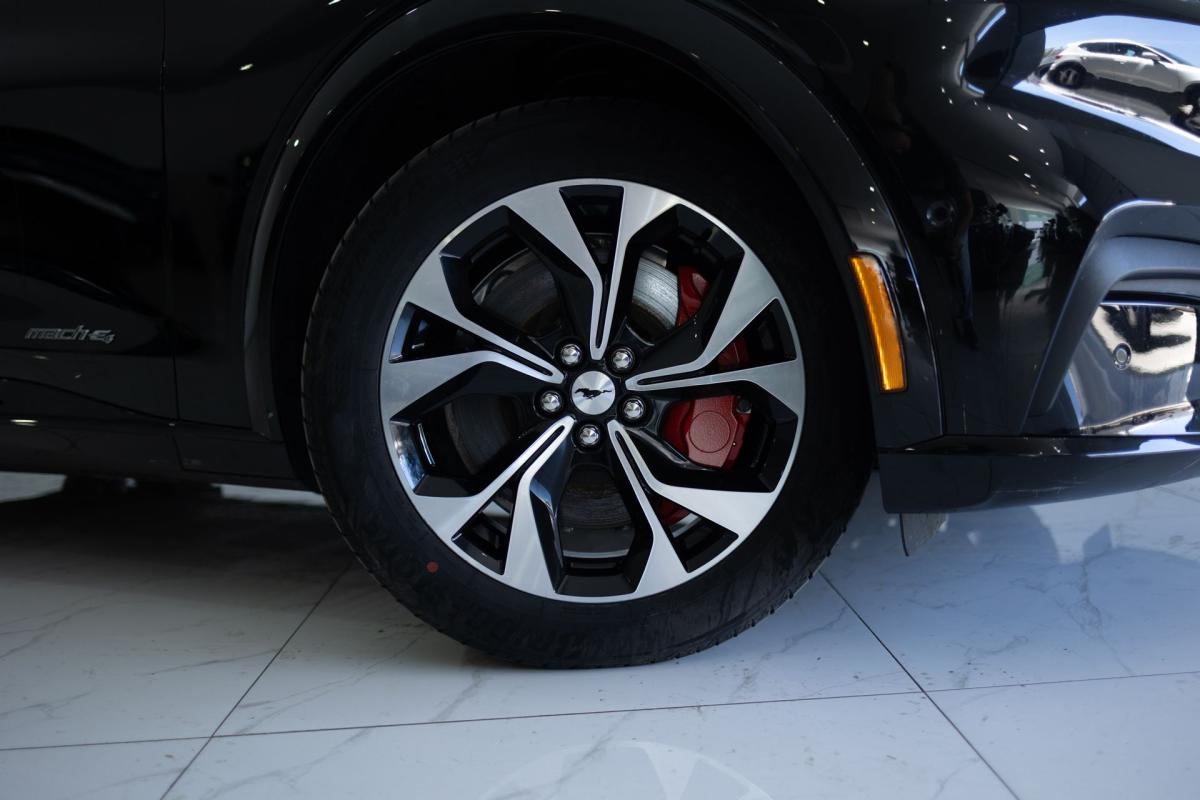 ford-mustang-2022-eletrico-500cc