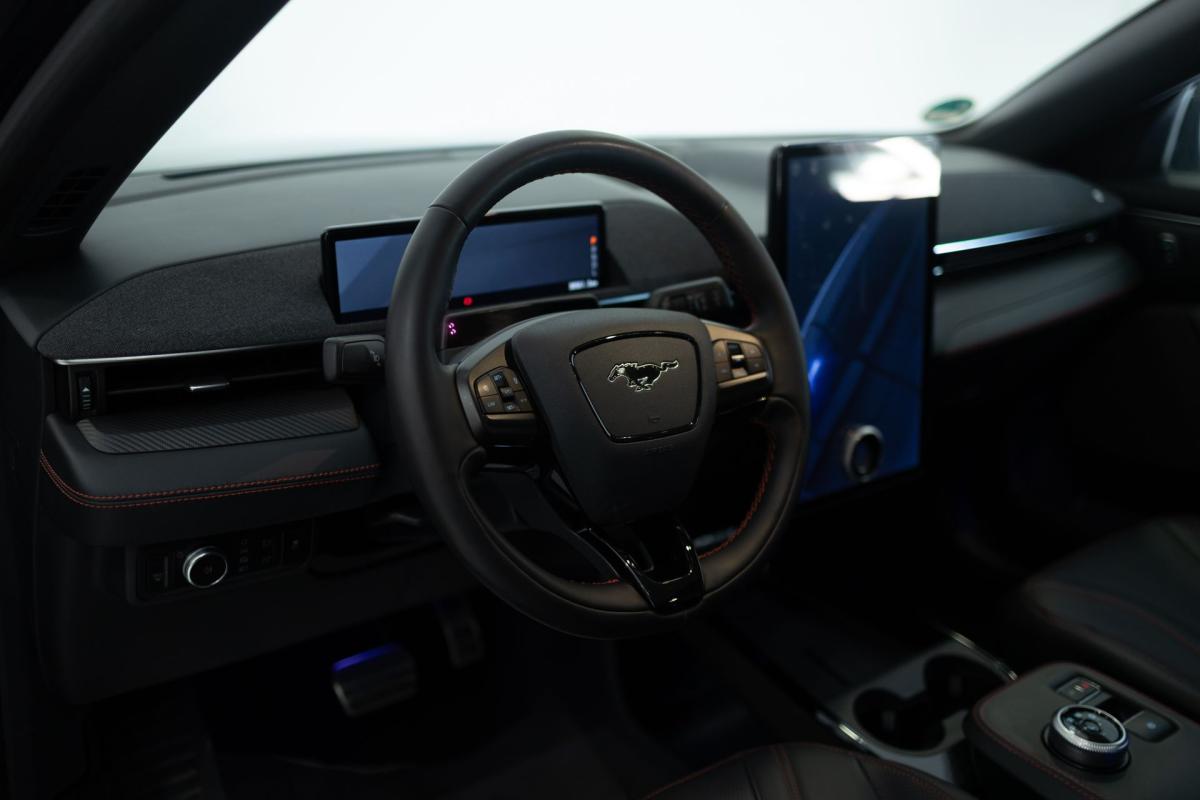 ford-mustang-2022-eletrico-500cc