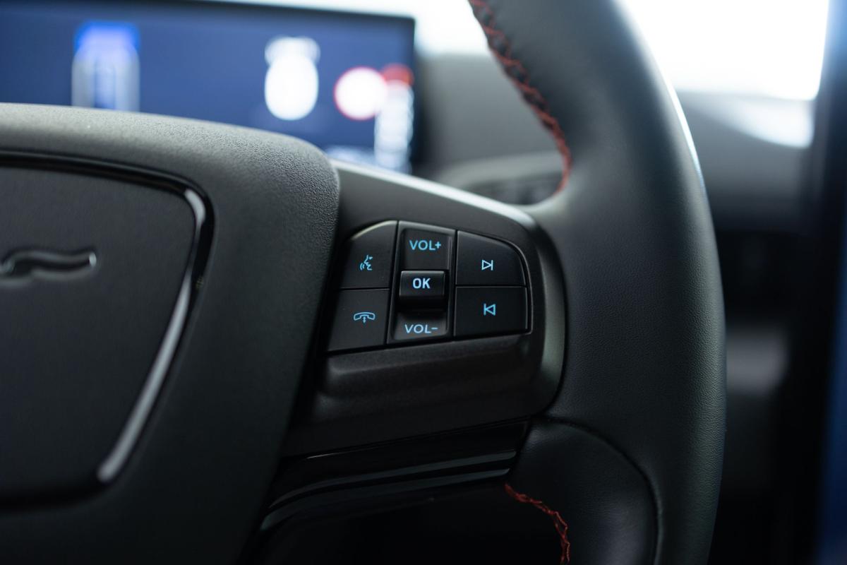 ford-mustang-2022-eletrico-500cc
