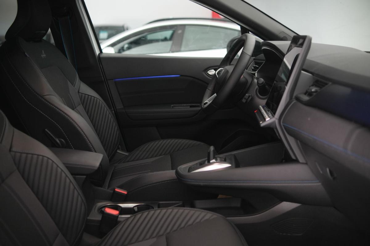 renault-captur-2025-hibrido-a-gasolina-1789cc