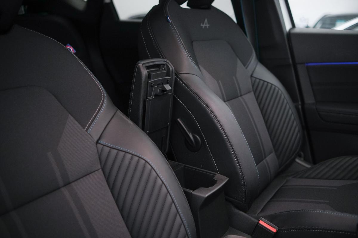 renault-captur-2025-hibrido-a-gasolina-1789cc