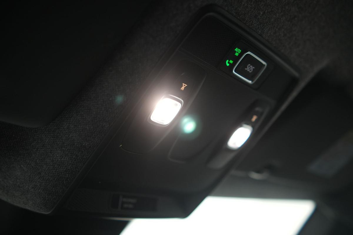 renault-captur-2025-hibrido-a-gasolina-1789cc