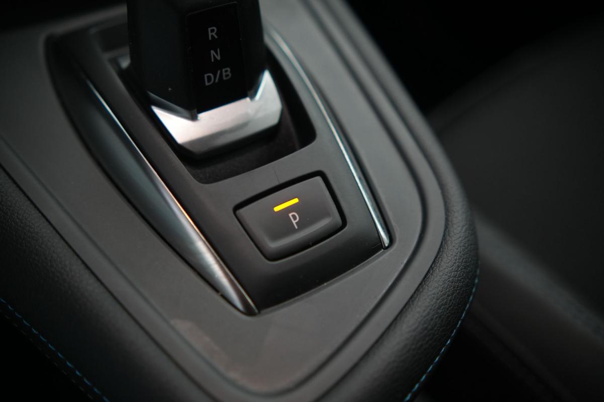 renault-captur-2025-hibrido-a-gasolina-1789cc