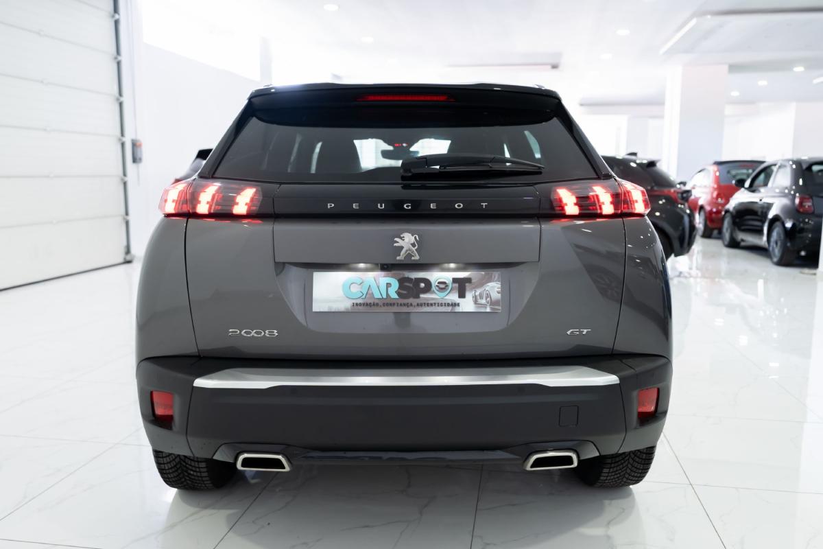 peugeot-2008-2022-gasolina-1199cc