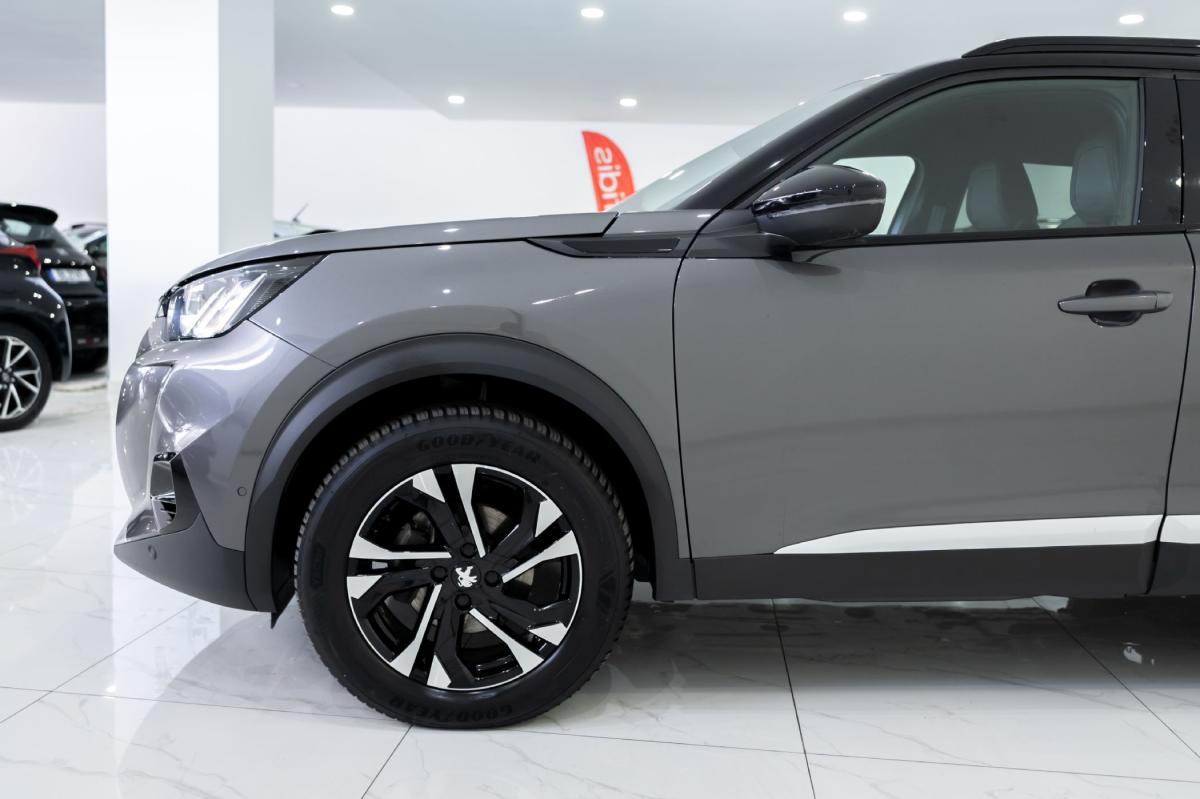 peugeot-2008-2022-gasolina-1199cc