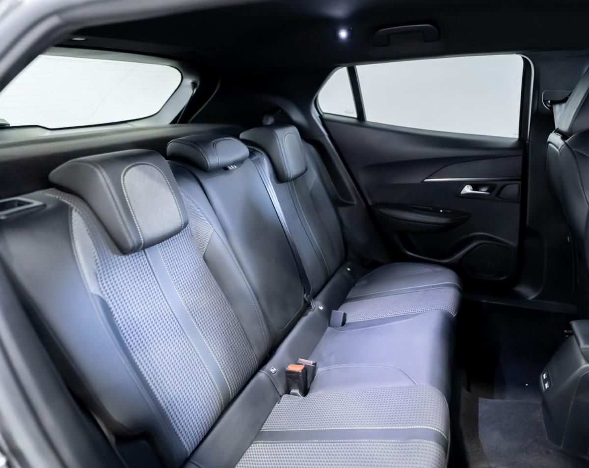 peugeot-2008-2022-gasolina-1199cc