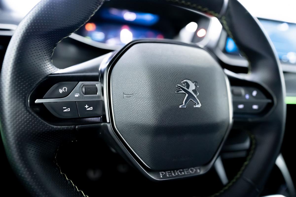 peugeot-2008-2022-gasolina-1199cc