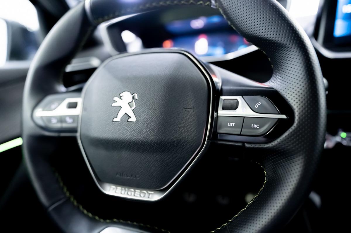 peugeot-2008-2022-gasolina-1199cc