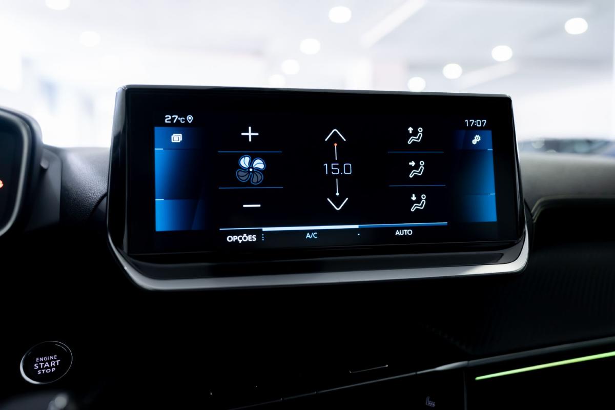peugeot-2008-2022-gasolina-1199cc