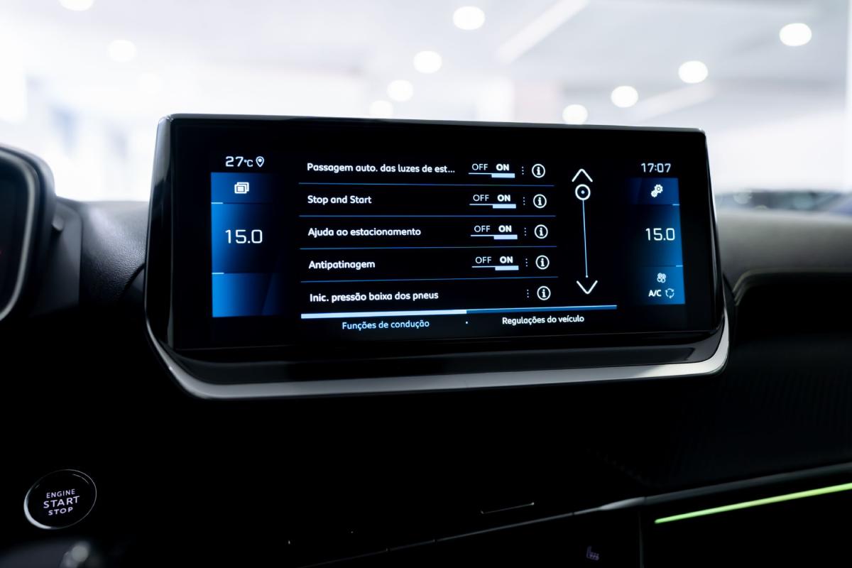 peugeot-2008-2022-gasolina-1199cc