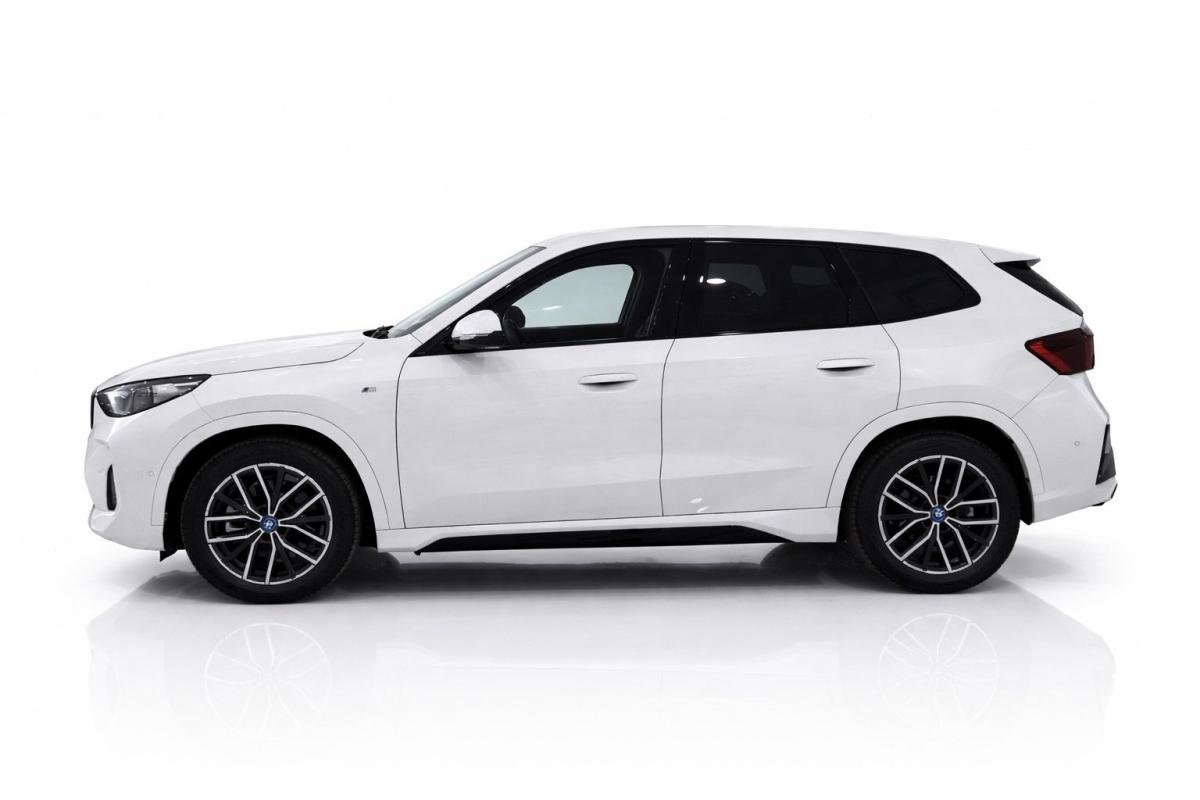 bmw-ix-2024-eletrico-500cc