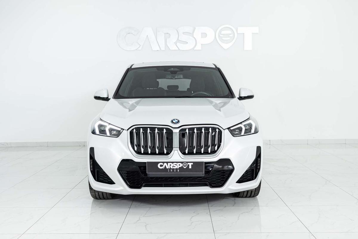 bmw-ix-2023-eletrico-500cc