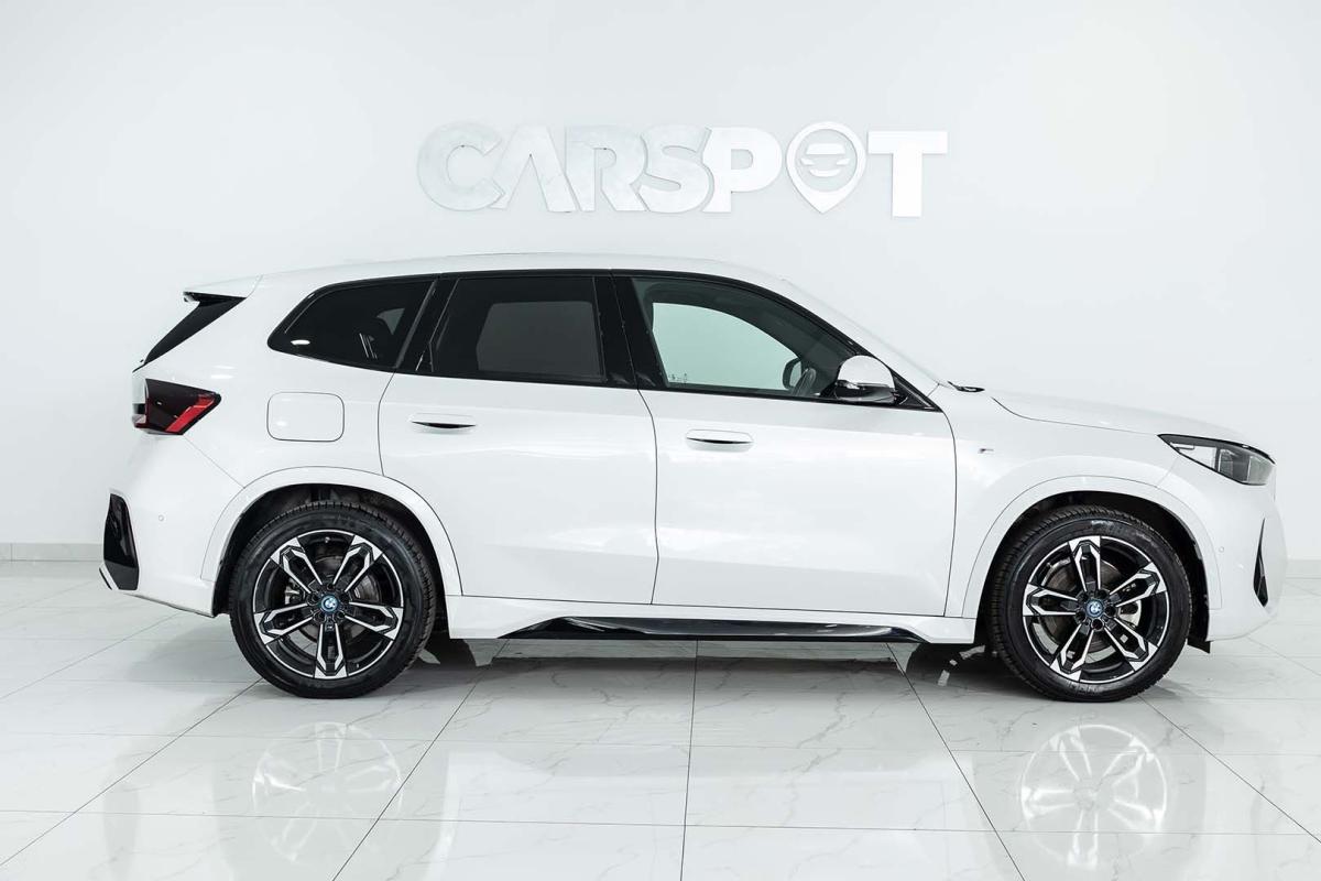 bmw-ix-2023-eletrico-500cc