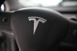 tesla-model-3-2023-eletrico-500cc