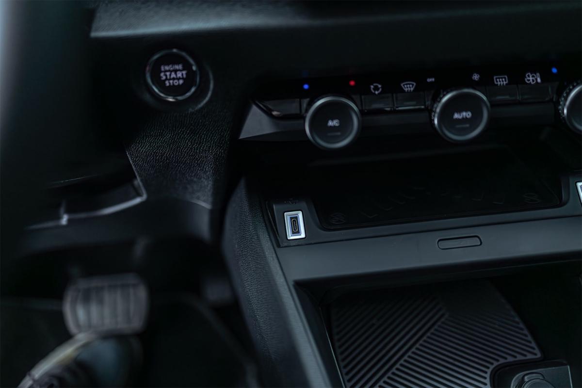 citroen-c4-2024-gasolina-1199cc