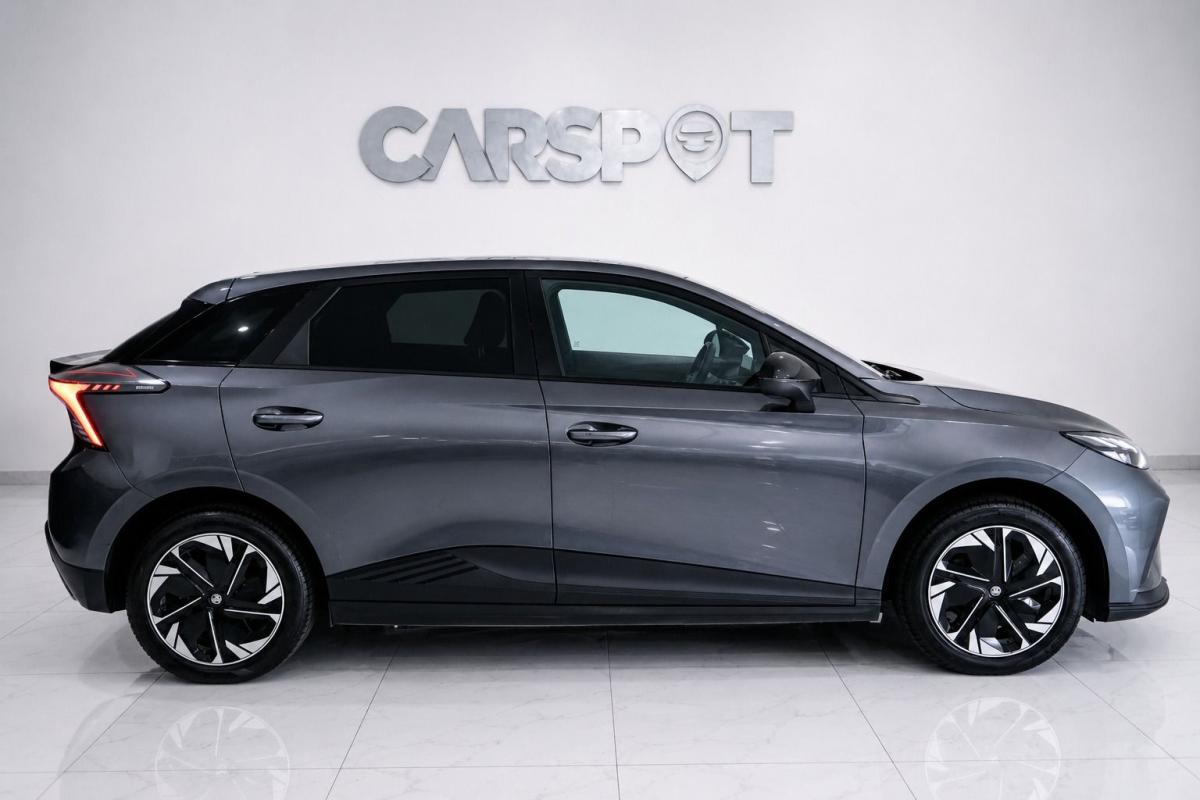 mg-mg4-2023-eletrico-500cc