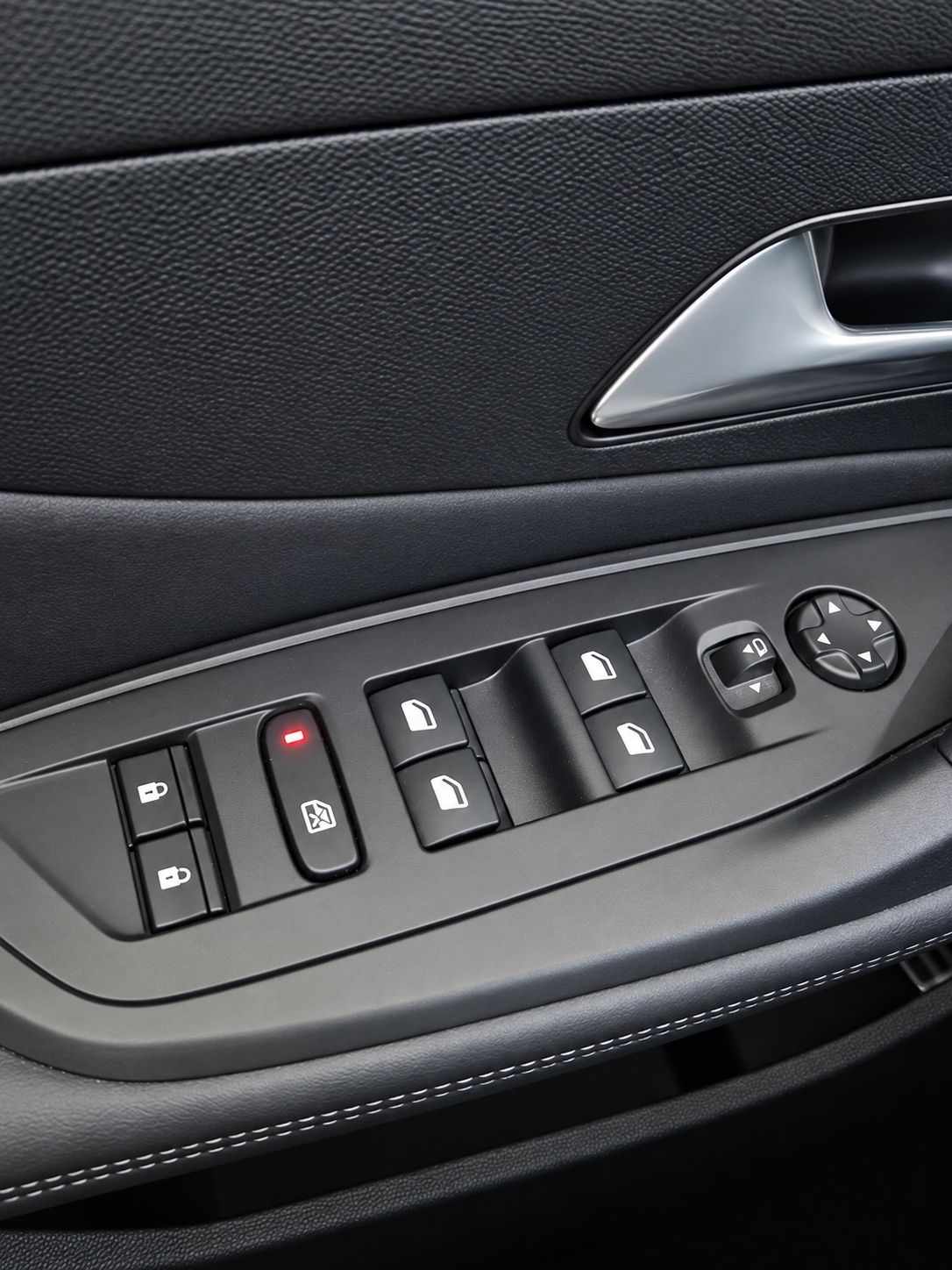peugeot-308-2025-gasolina-1199cc