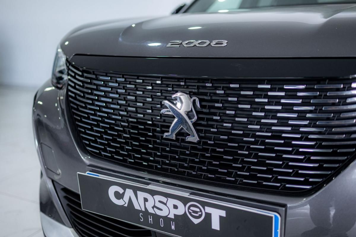peugeot-2008-2023-gasolina-1199cc