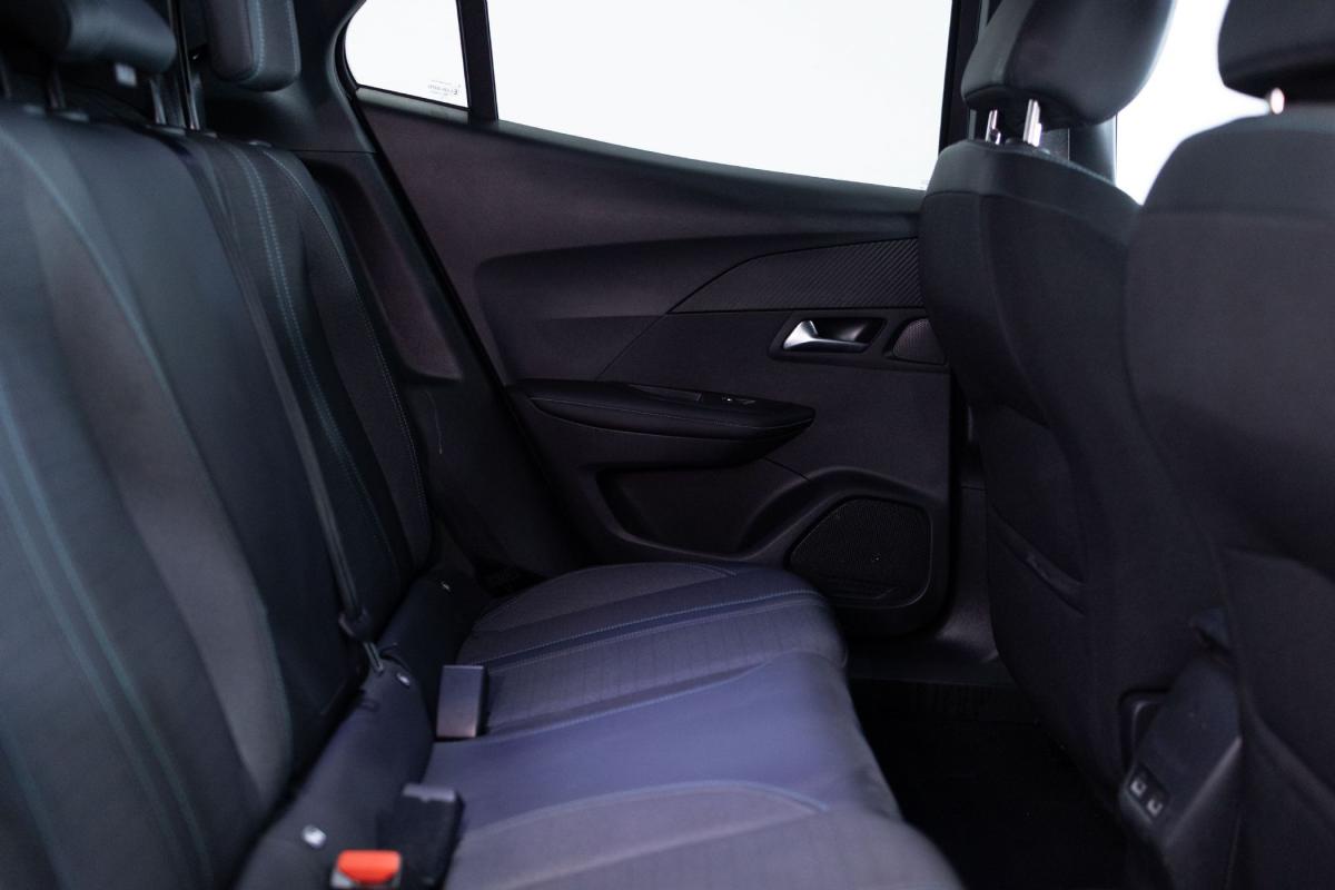 peugeot-2008-2023-gasolina-1199cc