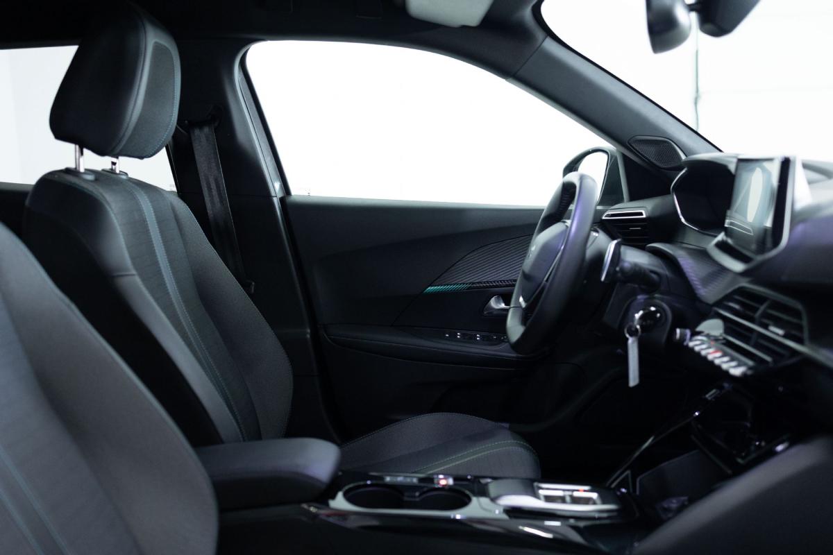 peugeot-2008-2023-gasolina-1199cc