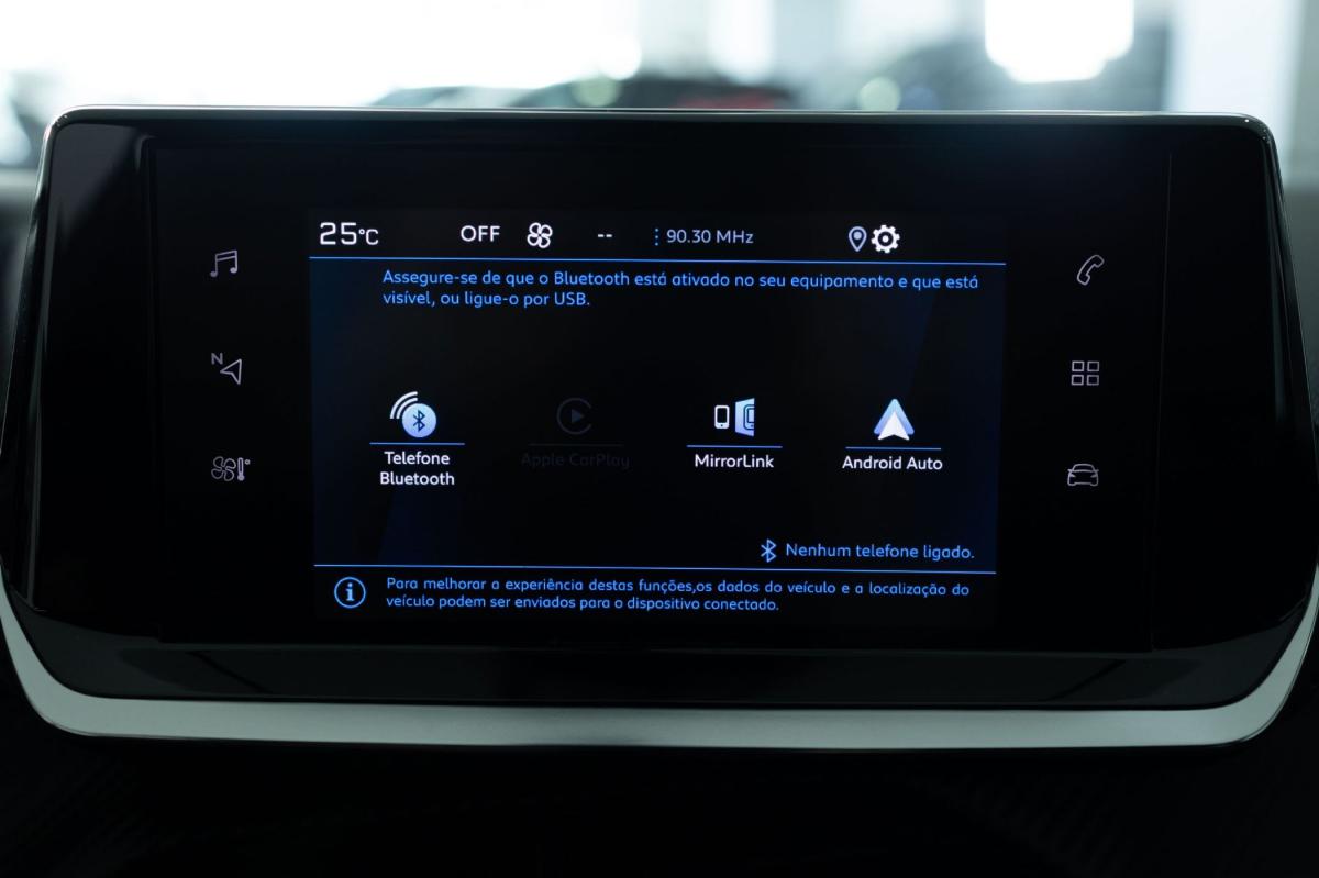 peugeot-2008-2023-gasolina-1199cc