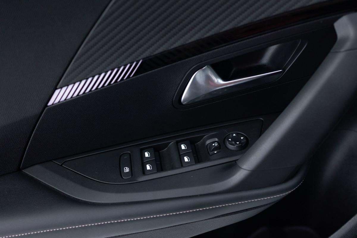peugeot-2008-2025-gasolina-1199cc