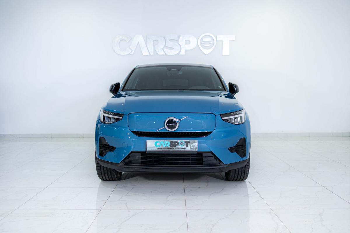 volvo-c40-2023-eletrico-500cc
