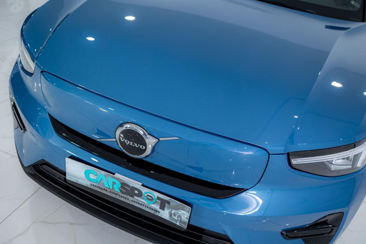 volvo-c40-2023-eletrico-500cc