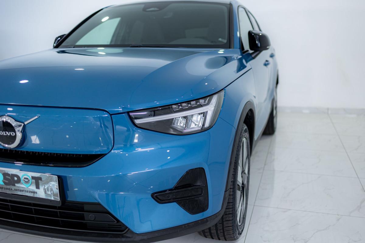 volvo-c40-2023-eletrico-500cc