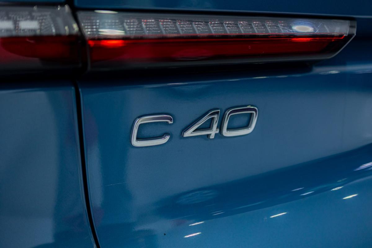 volvo-c40-2023-eletrico-500cc