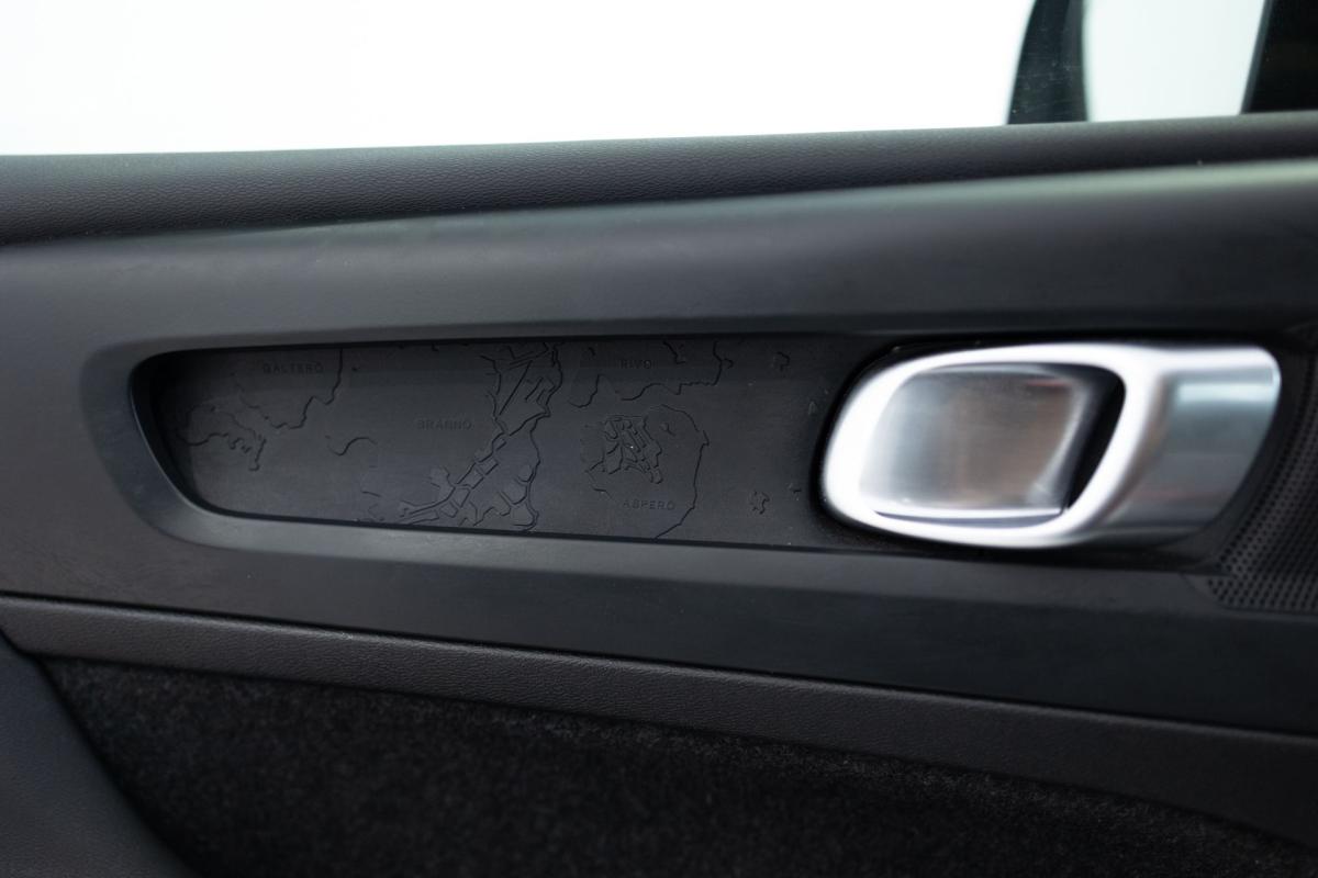 volvo-c40-2023-eletrico-500cc