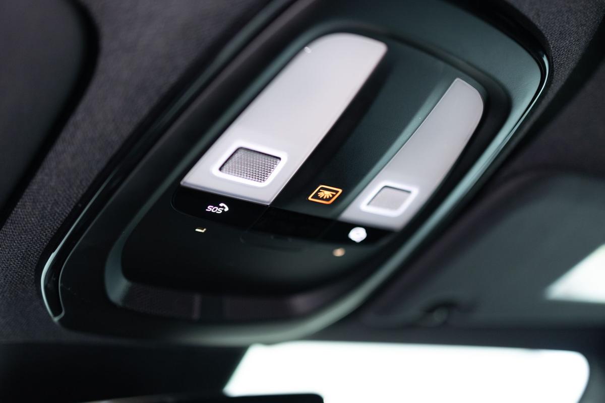 volvo-c40-2023-eletrico-500cc
