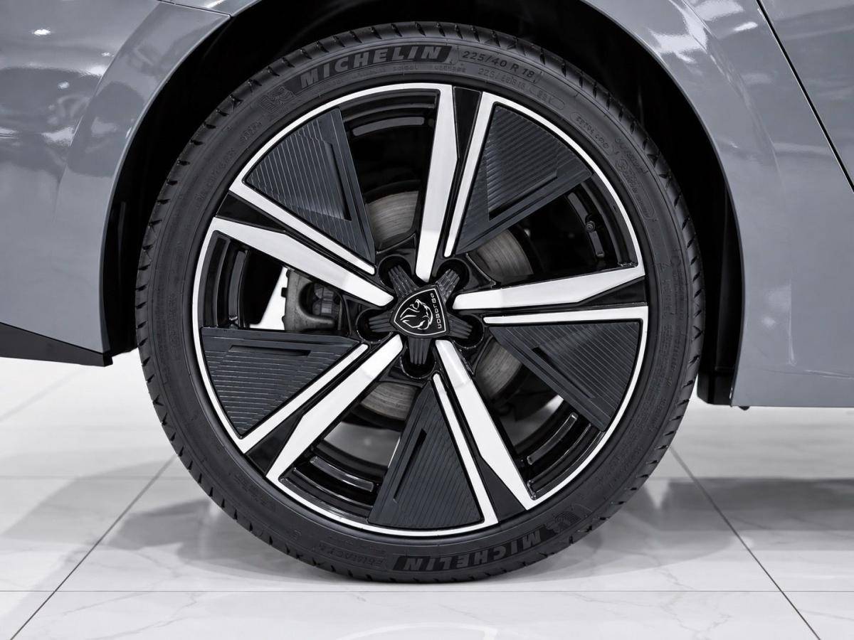 peugeot-308-sw-2025-gasolina-1199cc